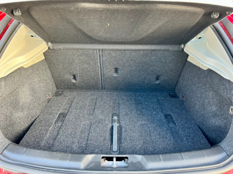 ボルボ V40 中古車