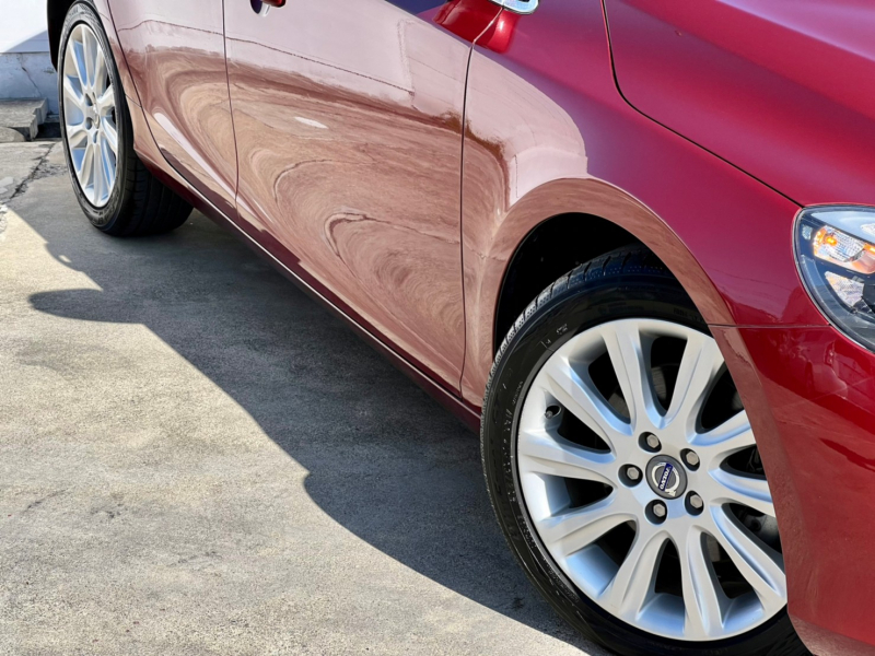 ボルボ V40 中古車