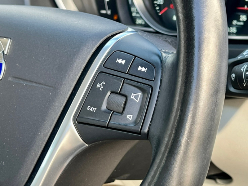 ボルボ V40 中古車