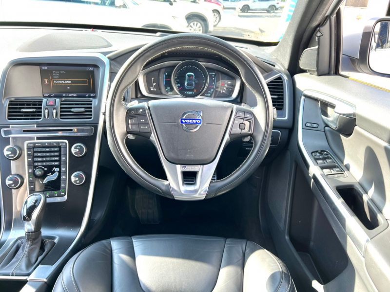 ボルボ XC60 中古車