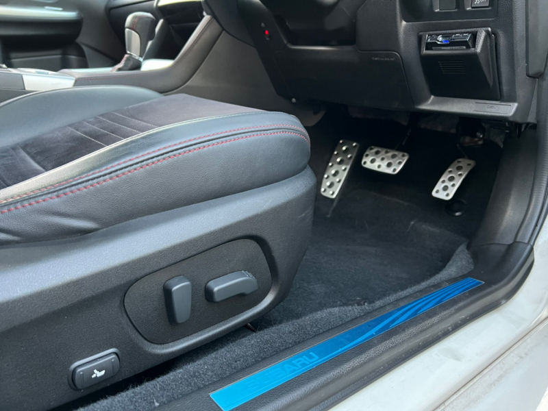 スバル WRX S4 中古車