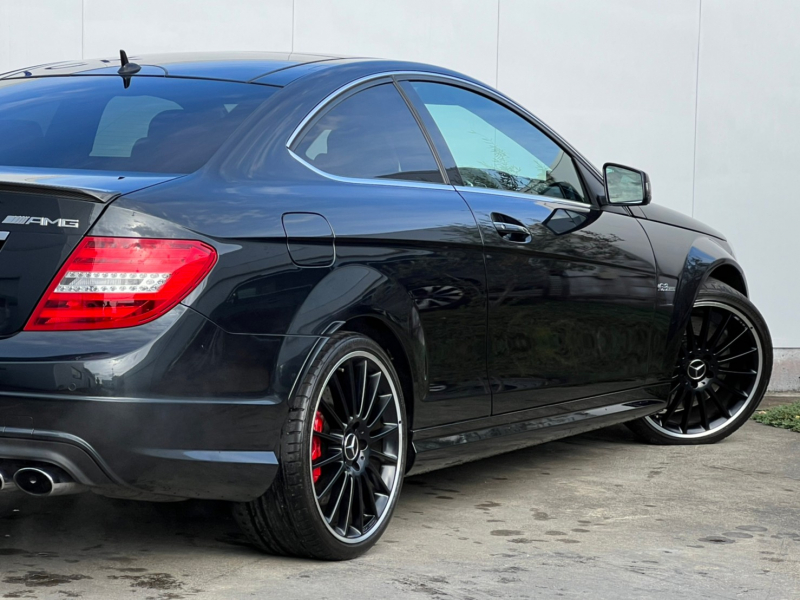AMG Cクラス 中古車