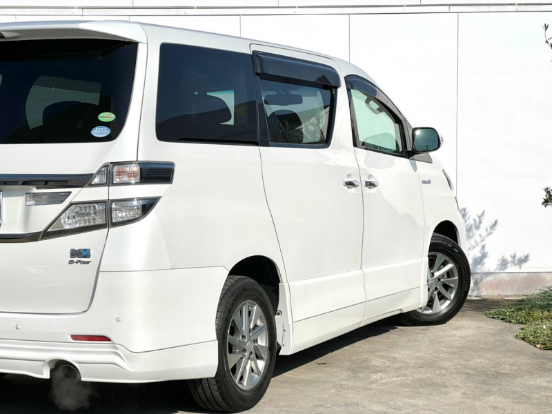 トヨタ ヴェルファイア 中古車