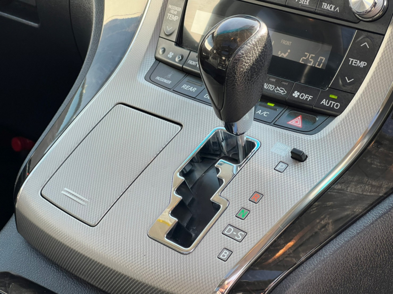 トヨタ ヴェルファイア 中古車