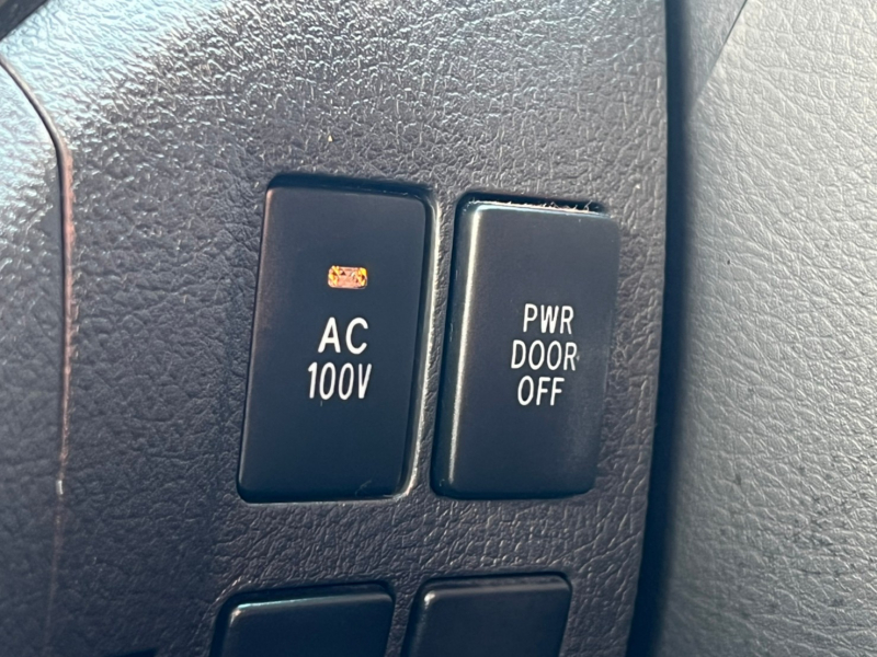 トヨタ ヴェルファイア 中古車