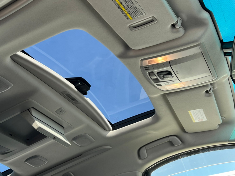 トヨタ ヴェルファイア 中古車