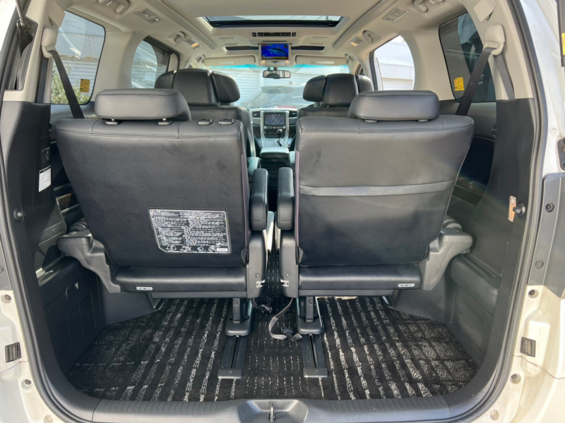 トヨタ ヴェルファイア 中古車