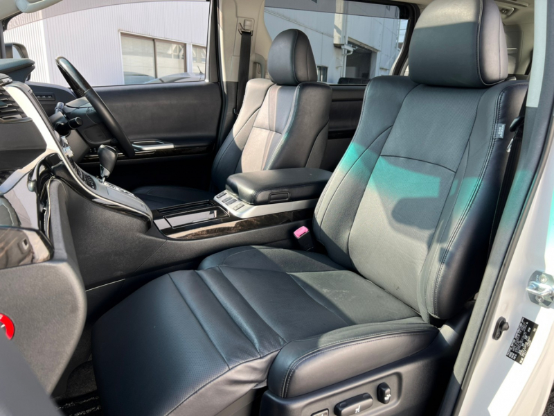 トヨタ ヴェルファイア 中古車