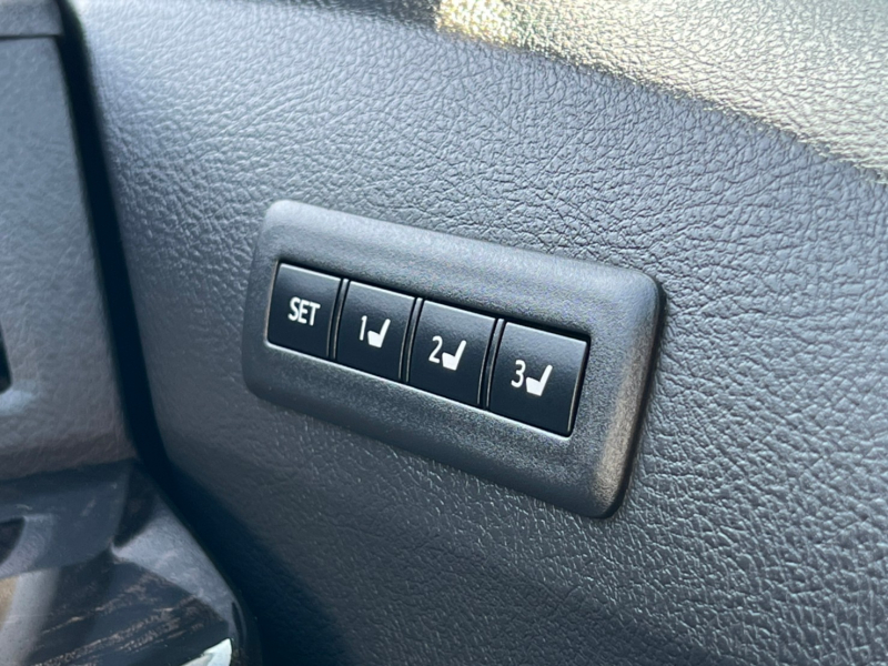 トヨタ ヴェルファイア 中古車