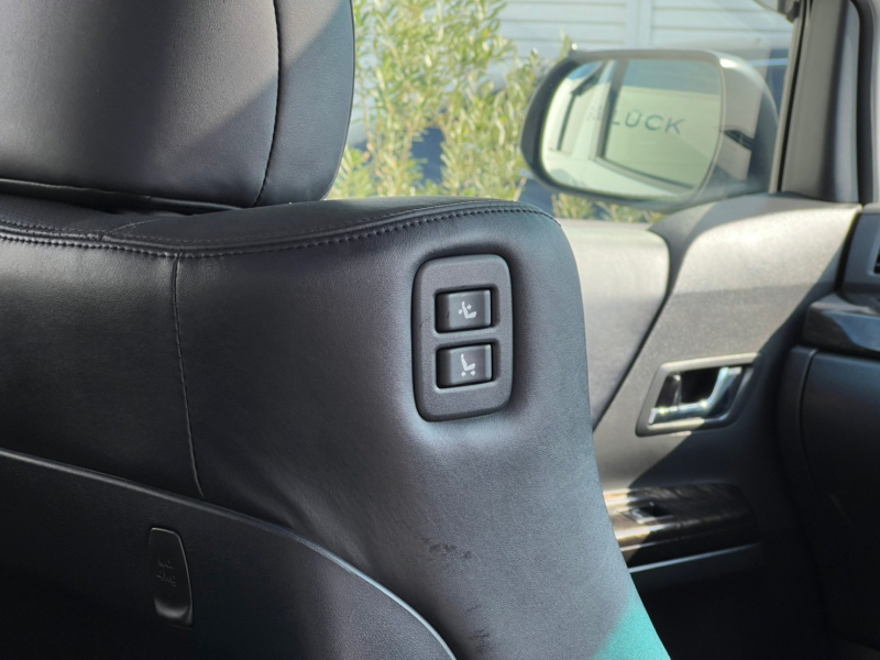 トヨタ ヴェルファイア 中古車