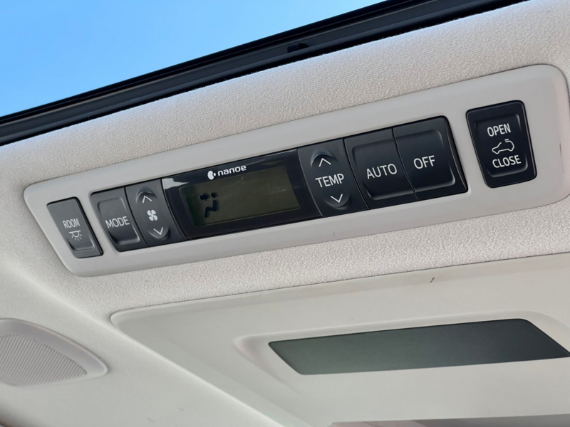 トヨタ ヴェルファイア 中古車