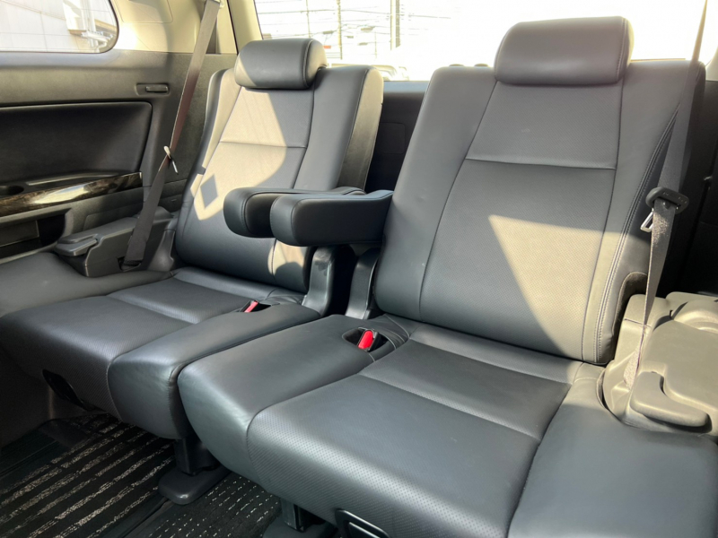 トヨタ ヴェルファイア 中古車