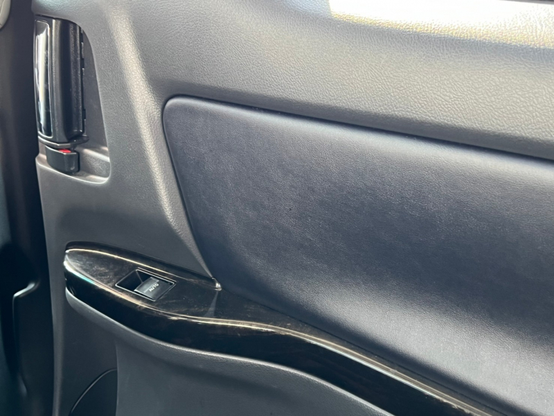 トヨタ ヴェルファイア 中古車