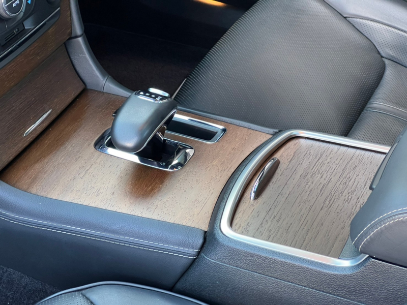 クライスラー 300C 中古車