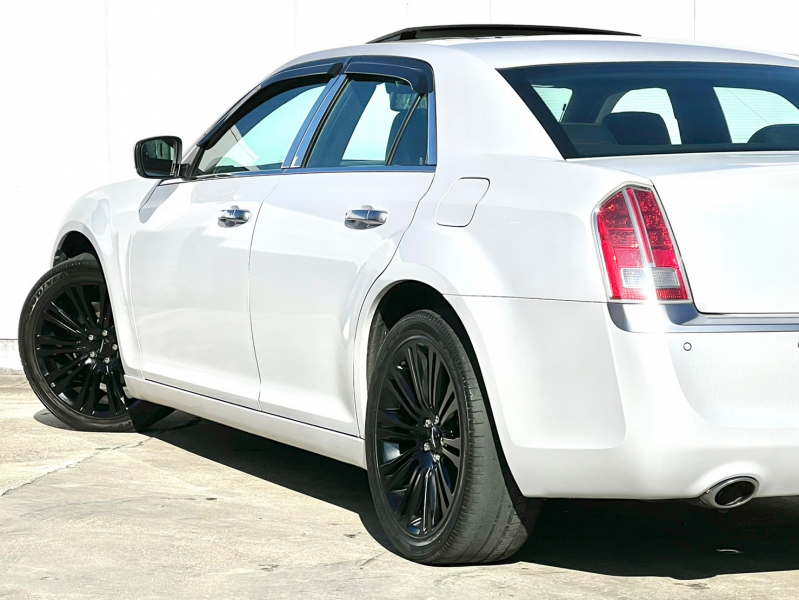 クライスラー 300C 中古車