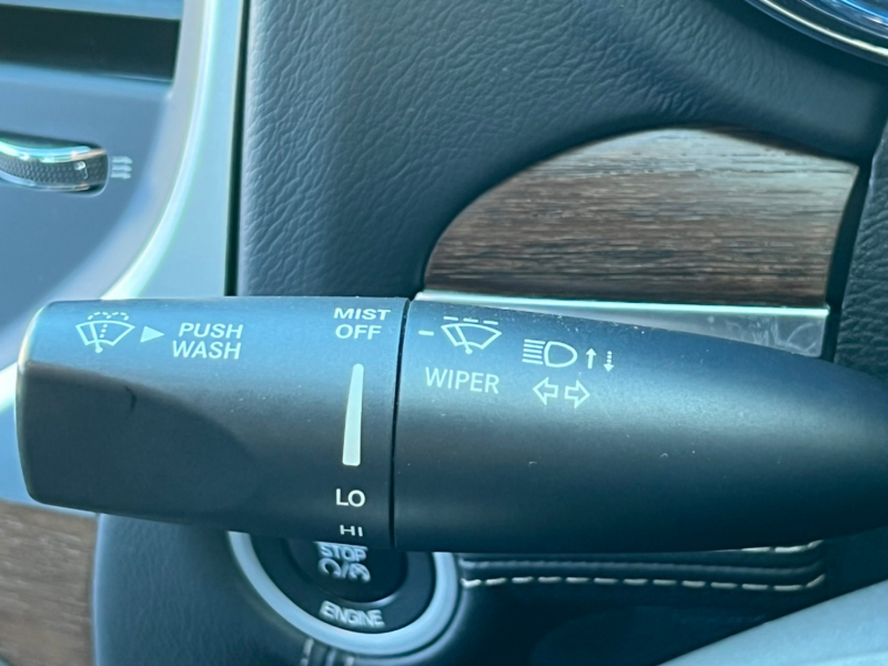 クライスラー 300C 中古車