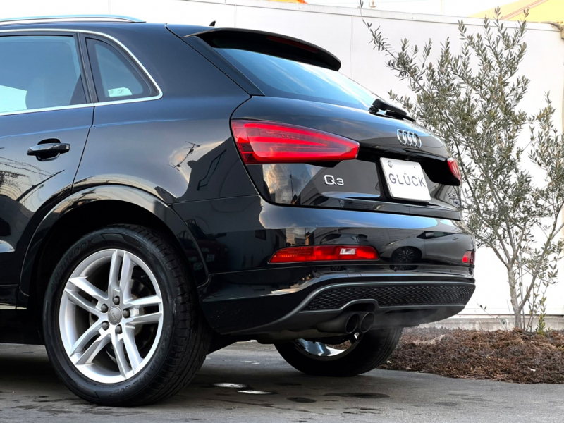アウディ Q3 中古車