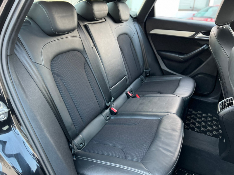 アウディ Q3 中古車