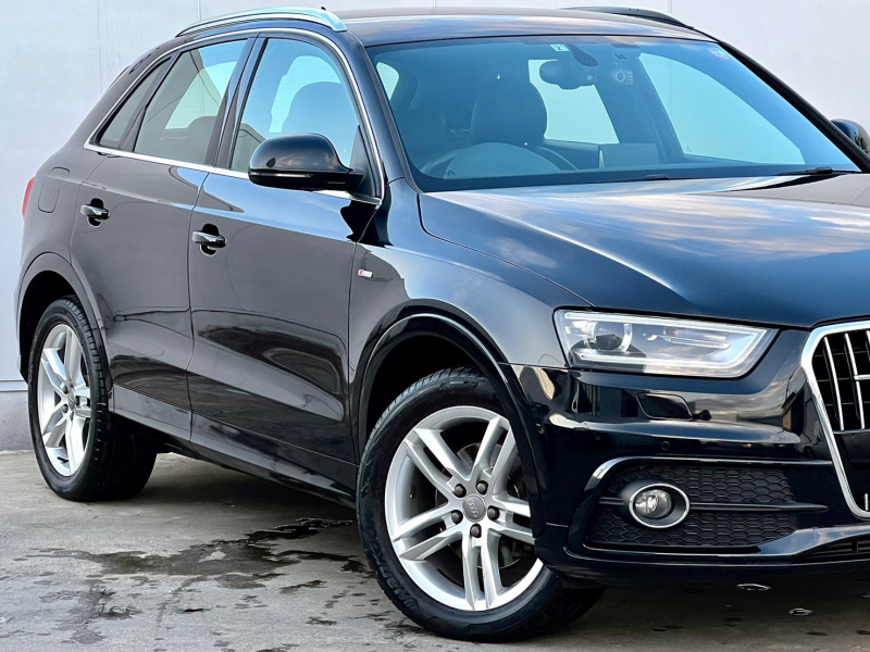 アウディ Q3 中古車
