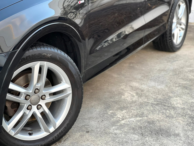 アウディ Q3 中古車
