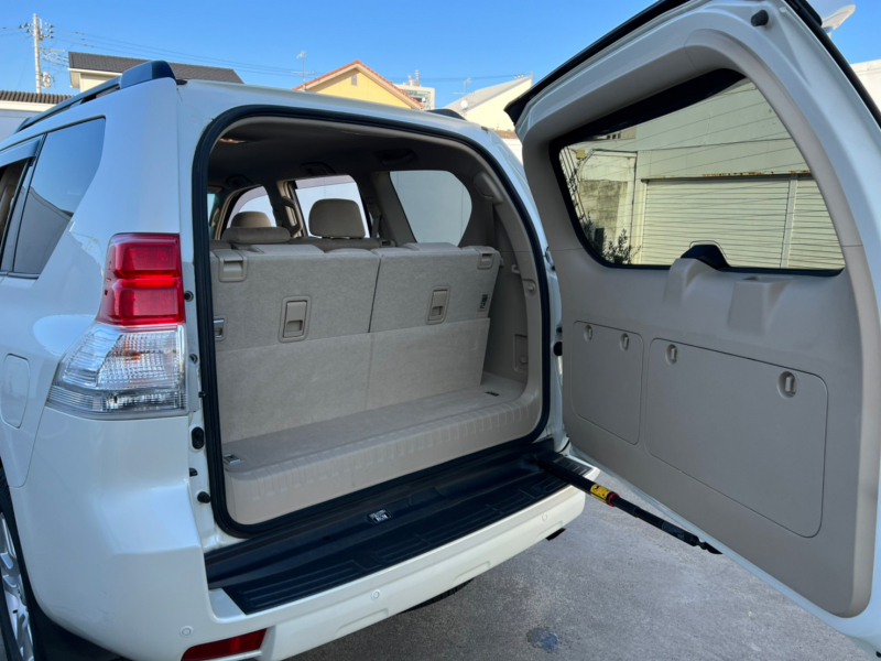 トヨタ ランドクルーザープラド 中古車