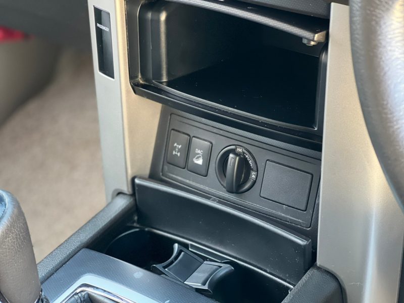 トヨタ ランドクルーザープラド 中古車