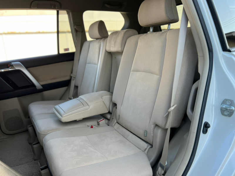 トヨタ ランドクルーザープラド 中古車