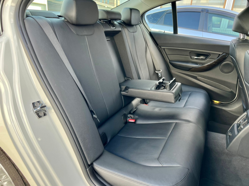 BMW 3シリーズ 中古車