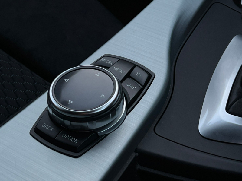 BMW 3シリーズ 中古車