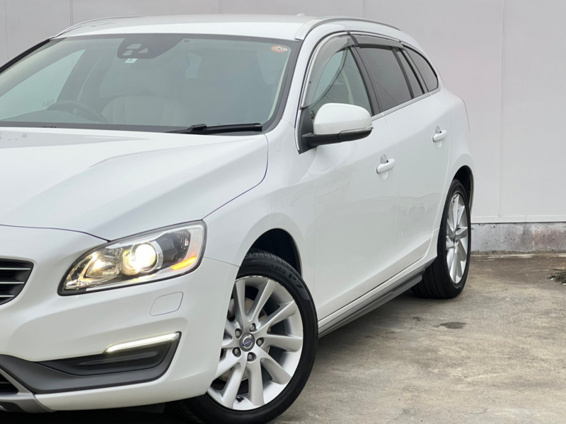 ボルボ V60 中古車
