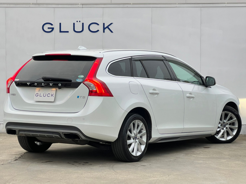 ボルボ V60 中古車