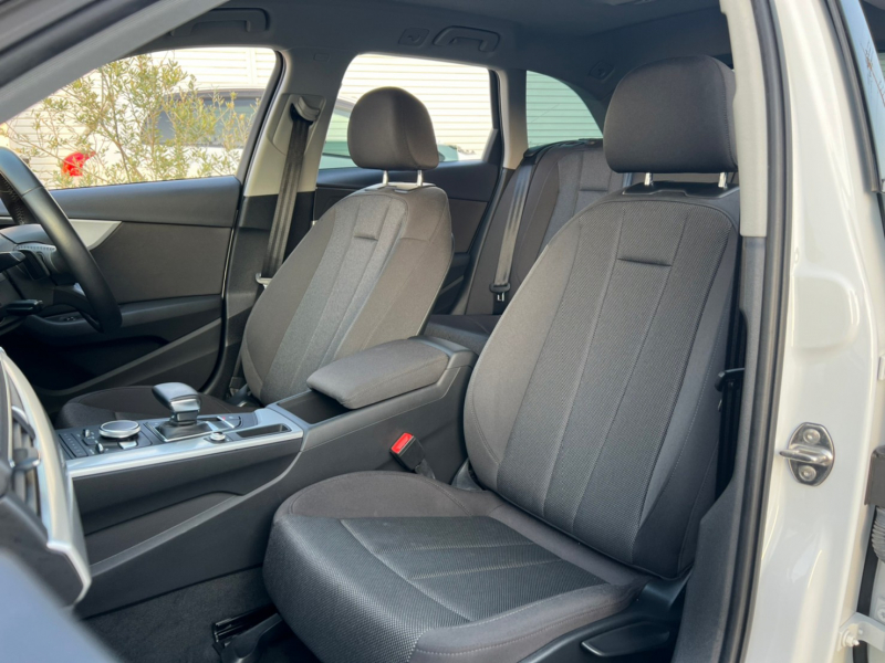 アウディ A4アバント 中古車