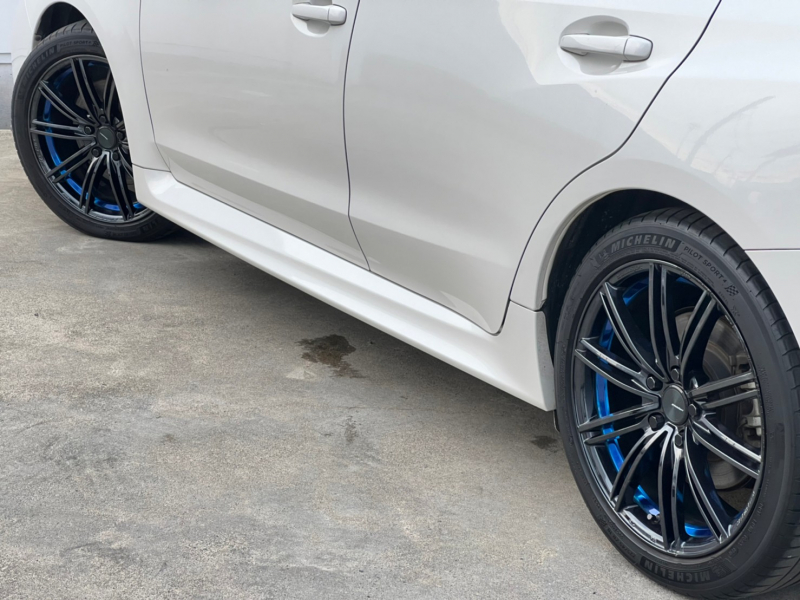 スバル レヴォーグ 中古車
