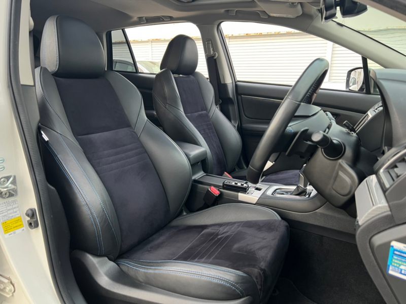 スバル レヴォーグ 中古車