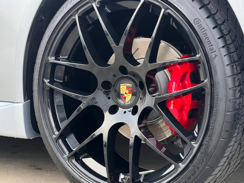 ポルシェ パナメーラ 中古車