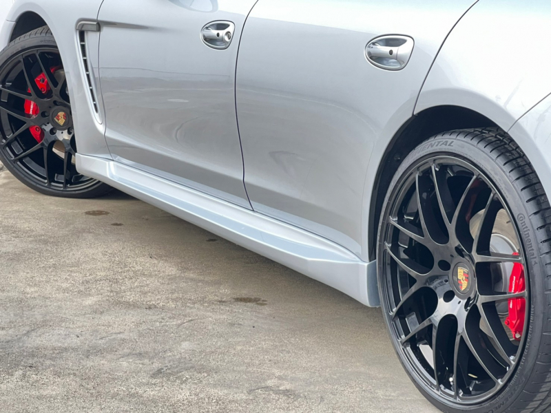 ポルシェ パナメーラ 中古車