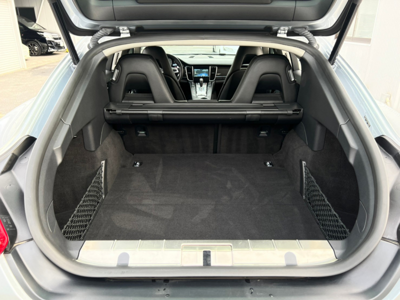 ポルシェ パナメーラ 中古車