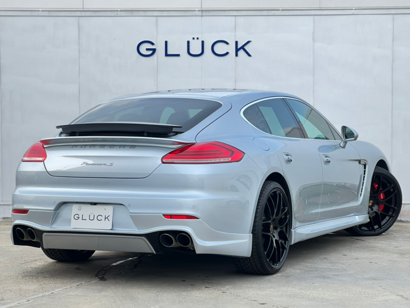 ポルシェ パナメーラ 中古車