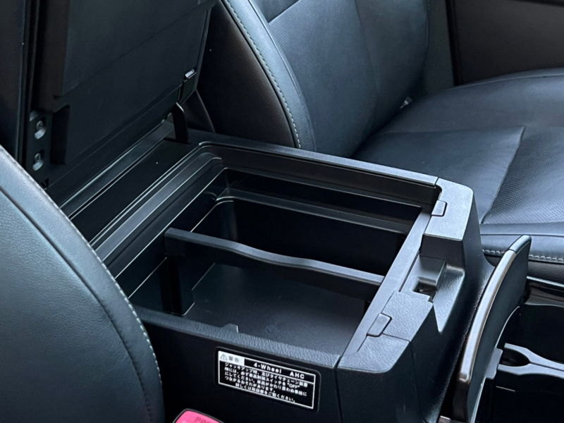 トヨタ ランドクルーザー 中古車