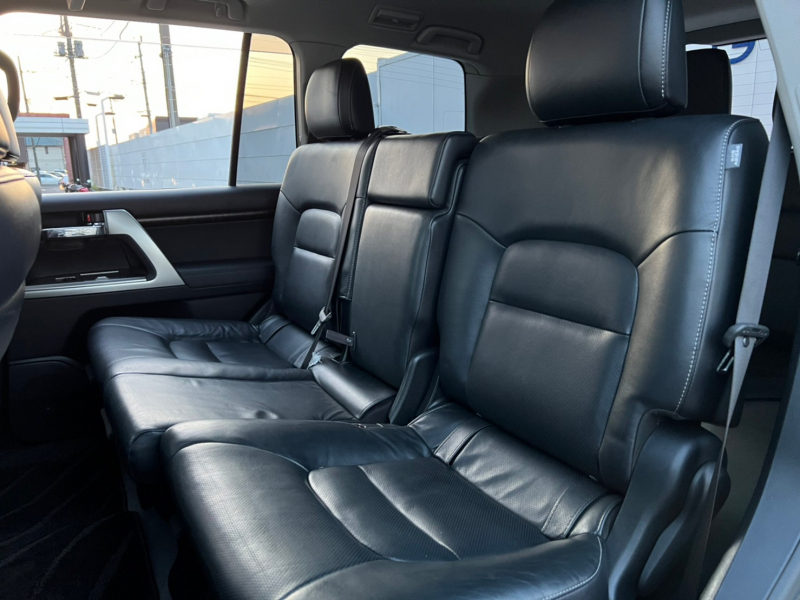 トヨタ ランドクルーザー 中古車