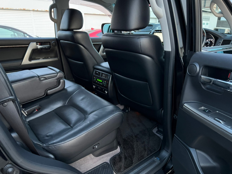 トヨタ ランドクルーザー 中古車