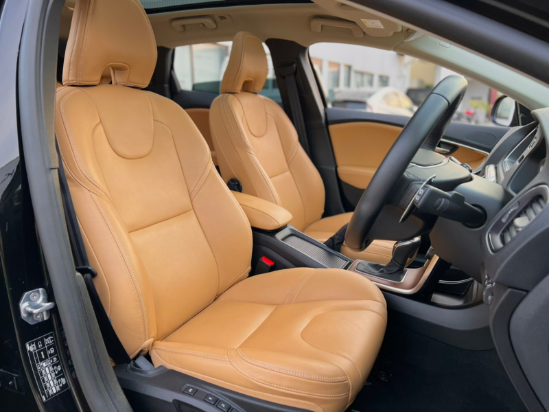 ボルボ V40 中古車