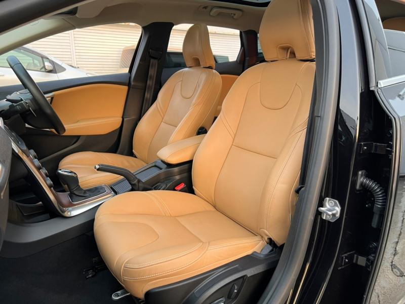 ボルボ V40 中古車