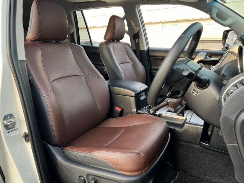 トヨタ ランドクルーザープラド 中古車
