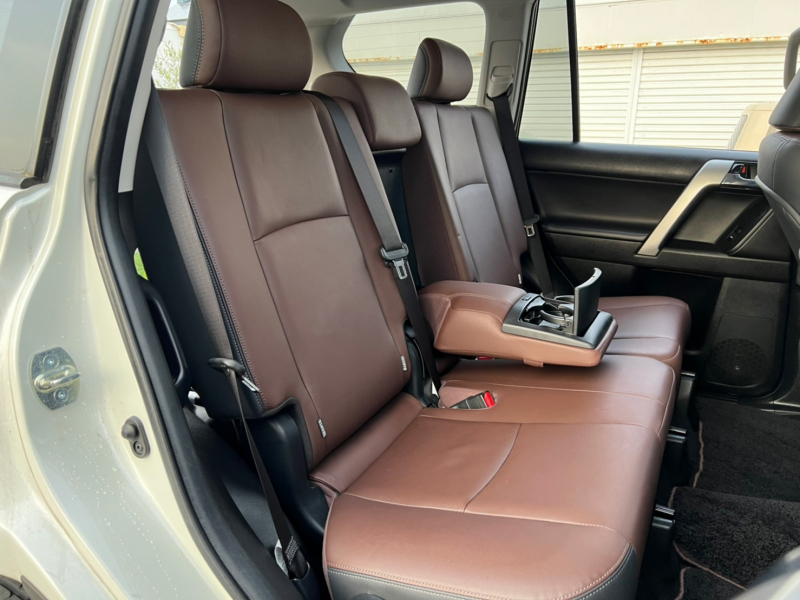 トヨタ ランドクルーザープラド 中古車