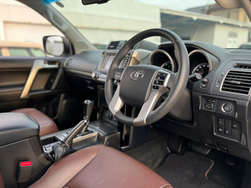 トヨタ ランドクルーザープラド 中古車