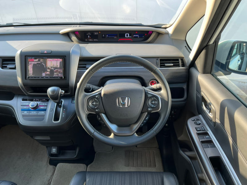 ホンダ フリード＋ 中古車