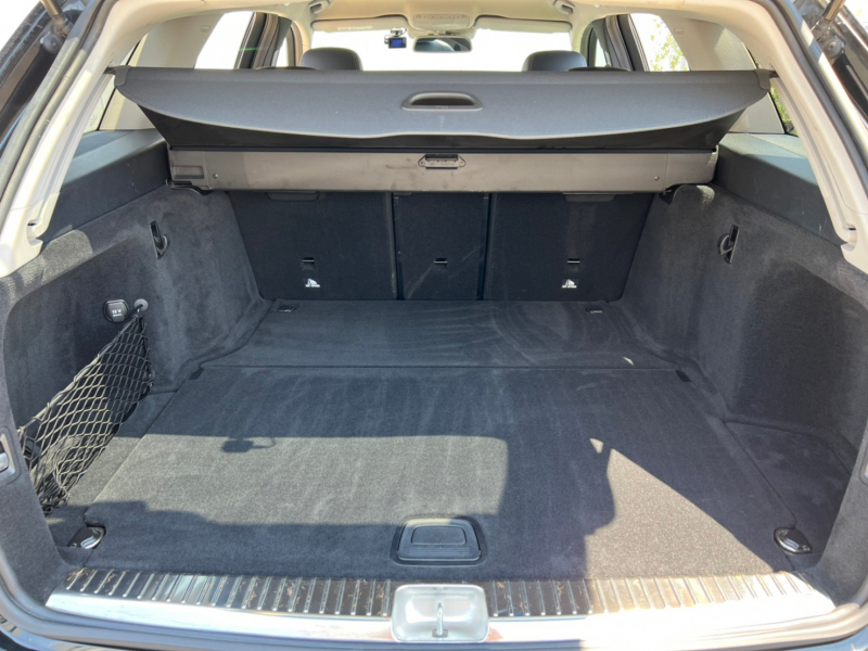 メルセデスベンツ Cクラス 中古車