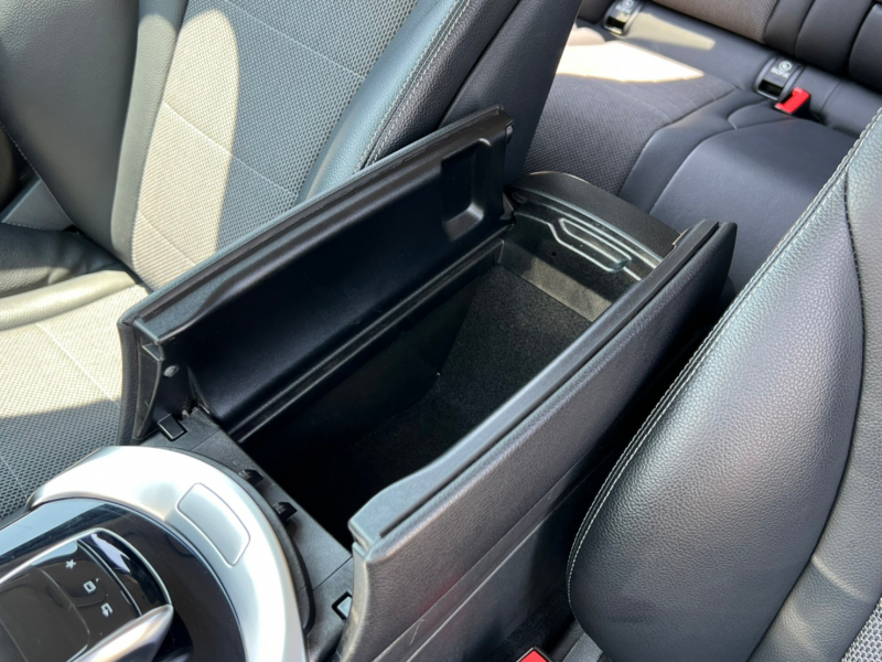 メルセデスベンツ Cクラス 中古車