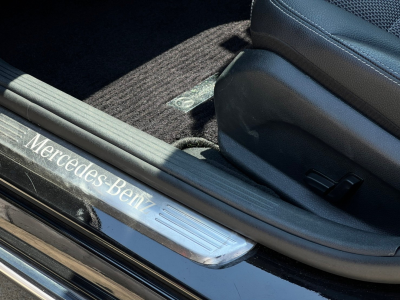 メルセデスベンツ Cクラス 中古車